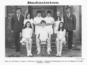 Ardrossan Academy badminton team session 1970-71.jpg