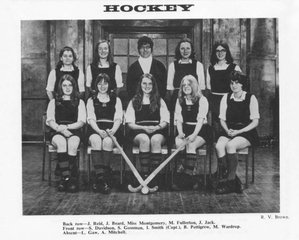 Ardrossan Academy hockey team session 1969-70.jpg
